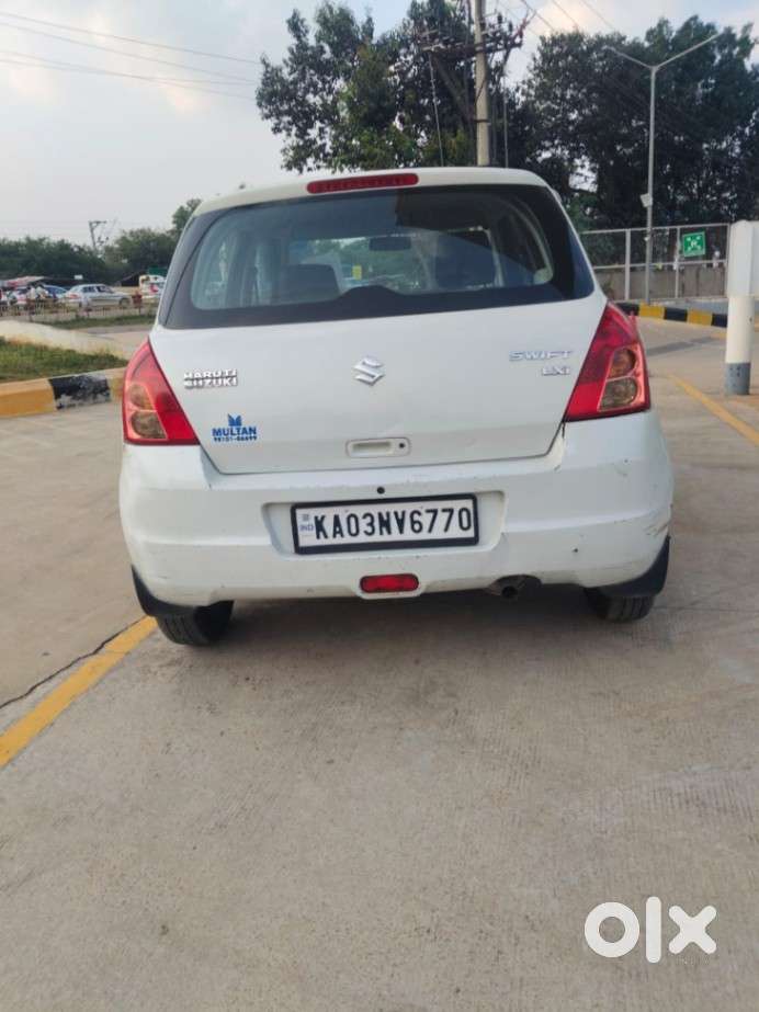 Maruti Suzuki Swift Lxi Option, 2010, Petrol