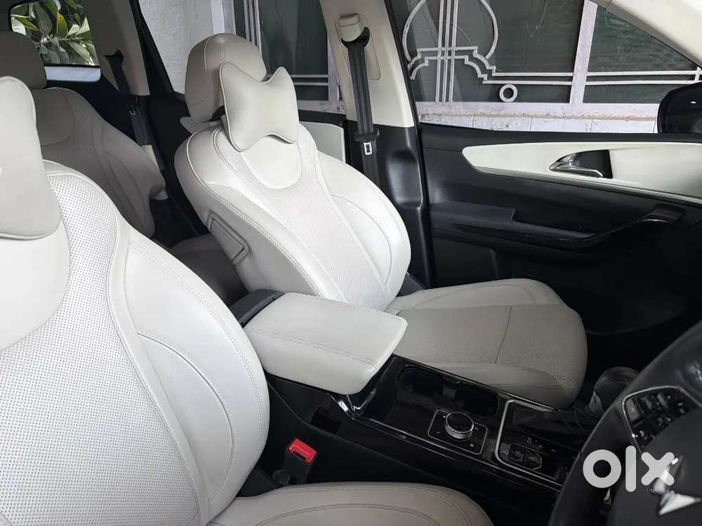 Mahindra Xuv700 2024 Petrol
