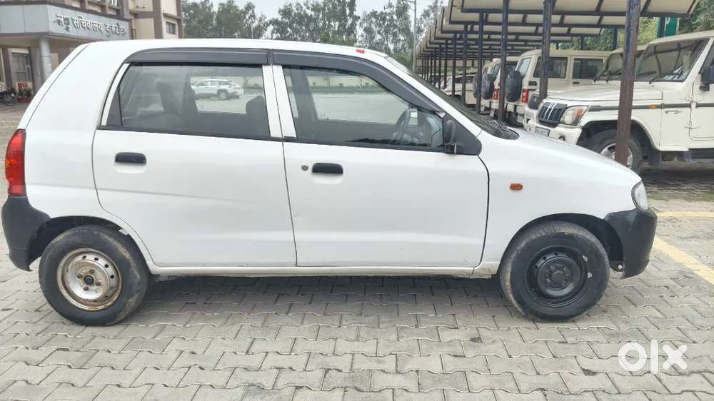 Maruti Suzuki Alto 2010 Petrol Well Maintained,