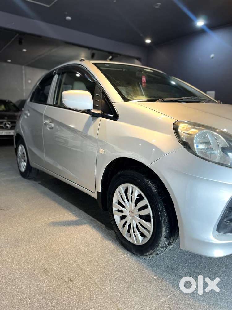 Honda Brio 1.2 E Mt, 2015, Petrol