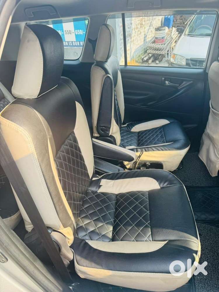 Toyota Innova Crysta 2017 Diesel Well Maintained