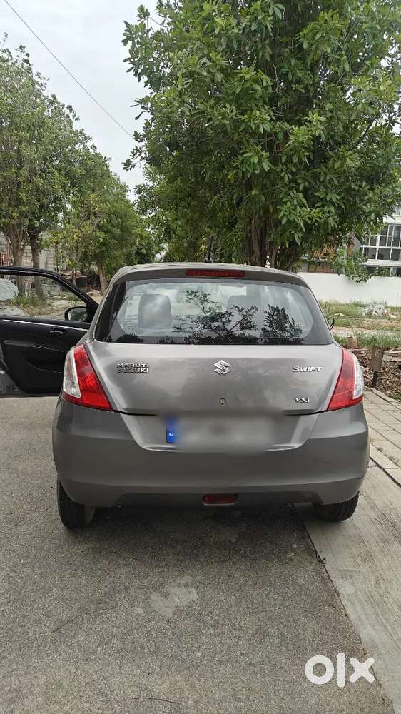 Maruti Suzuki Swift 2015 Petrol 72000 Km Driven