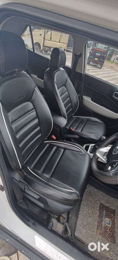 Hyundai Venue 1.2 S (o), 2023, Petrol