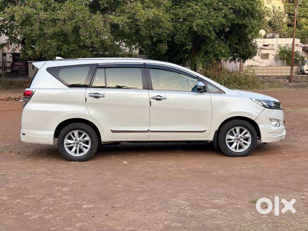 Toyota Innova Crysta 2.4 V 8 Str, 2019, Diesel