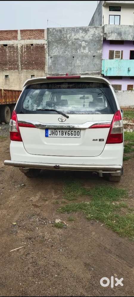 Toyota Innova 2016 Diesel 174000 Km Driven