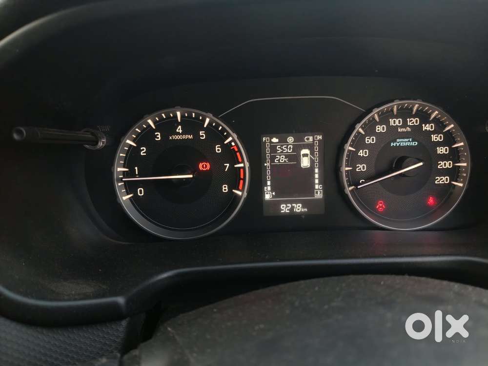 Maruti Suzuki Brezza 1.5 Vxi At Smart Hybrid, 2022, Petrol