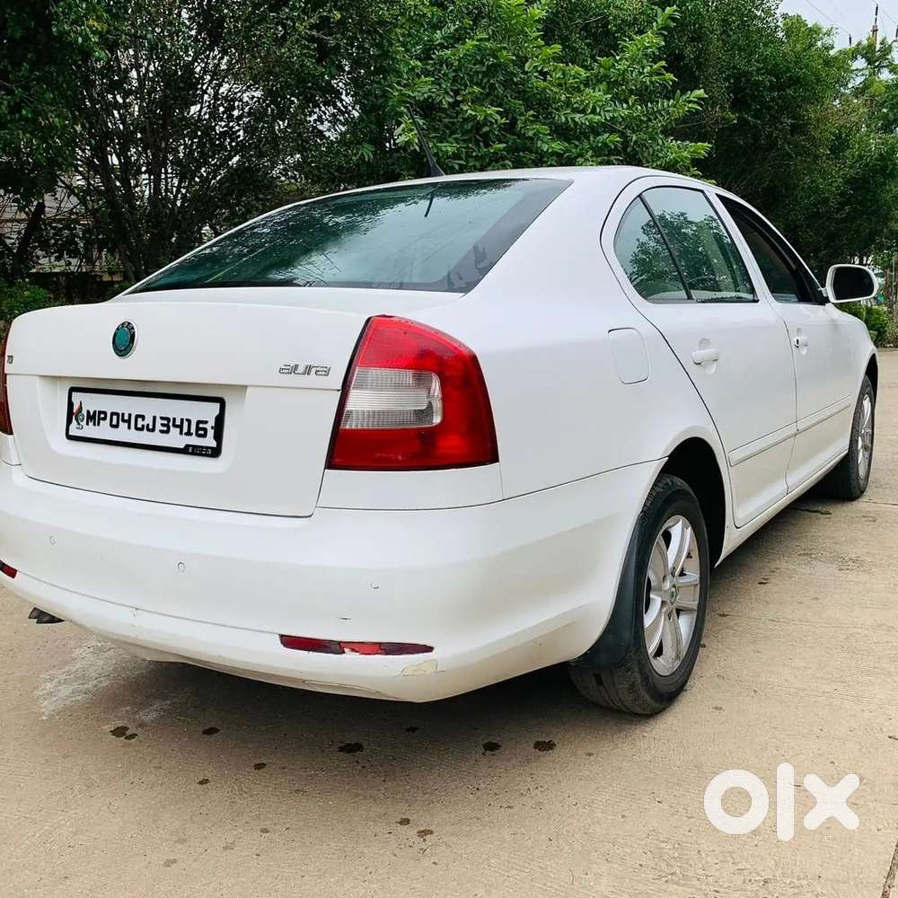 Skoda Laura Elegance 1.9 Tdi Mt, 2012, Diesel