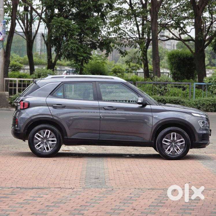 Hyundai Venue 1.0 S (o) Turbo Dct, 2024, Petrol