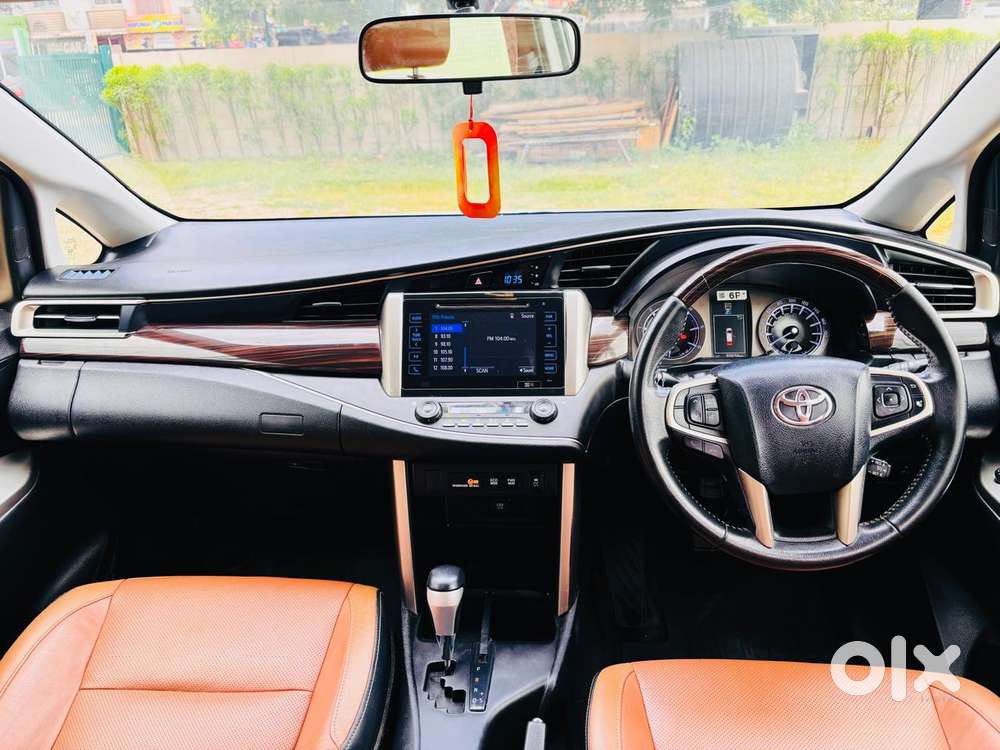 Toyota Innova Crysta 2.8z Automatic, 2019, Diesel