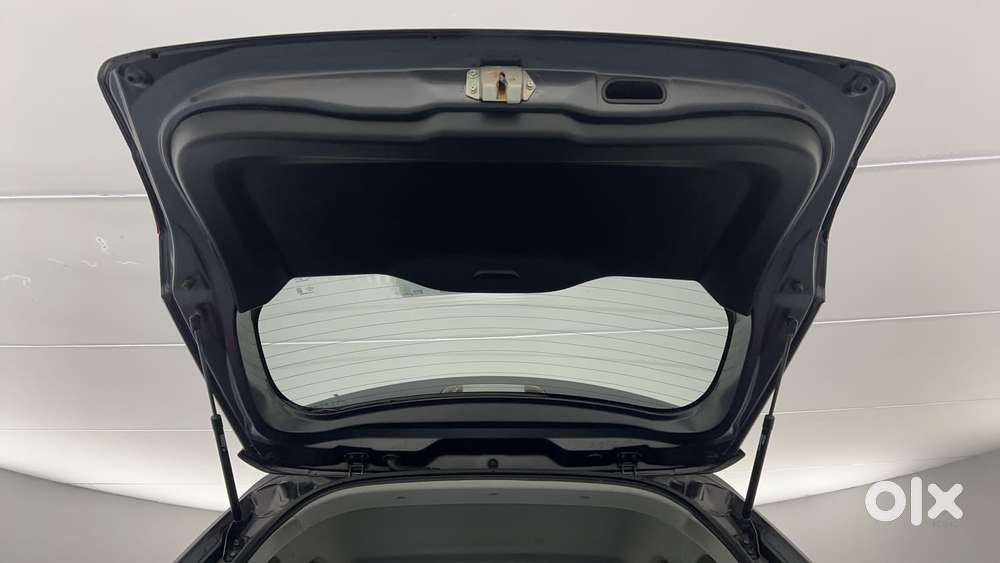 Maruti Suzuki Vitara Brezza 1.5 Vxi, 2022, Petrol