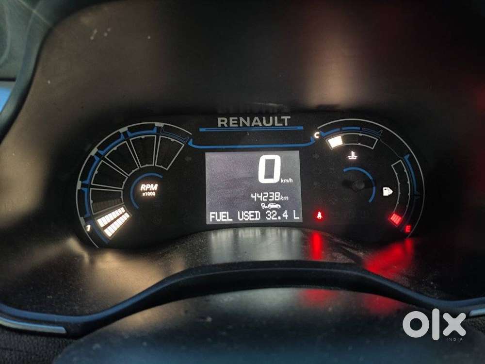 Renault Triber Rxz, 2019, Petrol