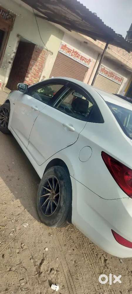 Hyundai Verna 2013 Diesel 100000 Km Driven