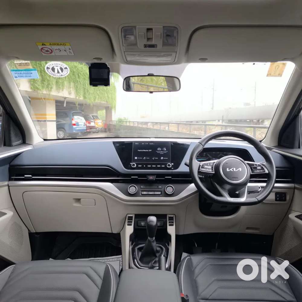 5000 Kms Kia Carens G1.5 Petrol 2025 Manual