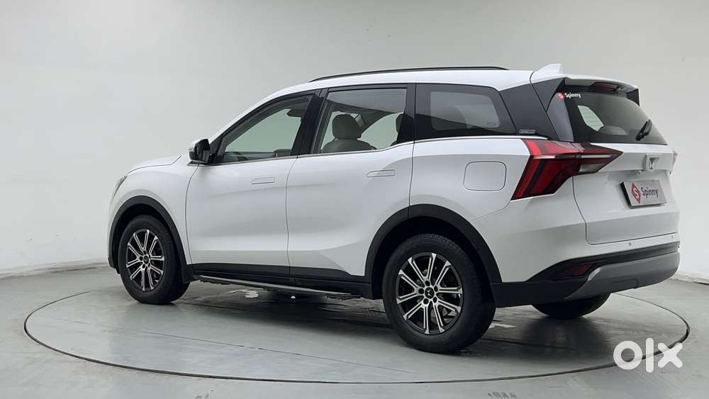 Mahindra Xuv700 2.0 Ax 7 Petrol At Str, 2024, Petrol