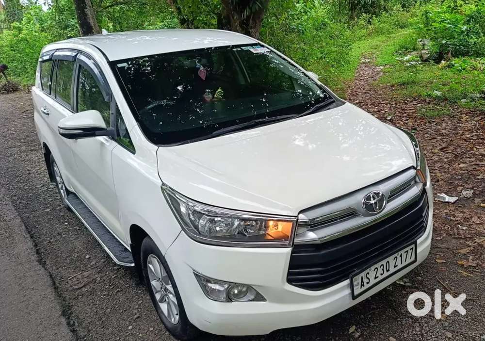 Toyota Innova Crysta 2016 Bs4  Diesel Well Maintained