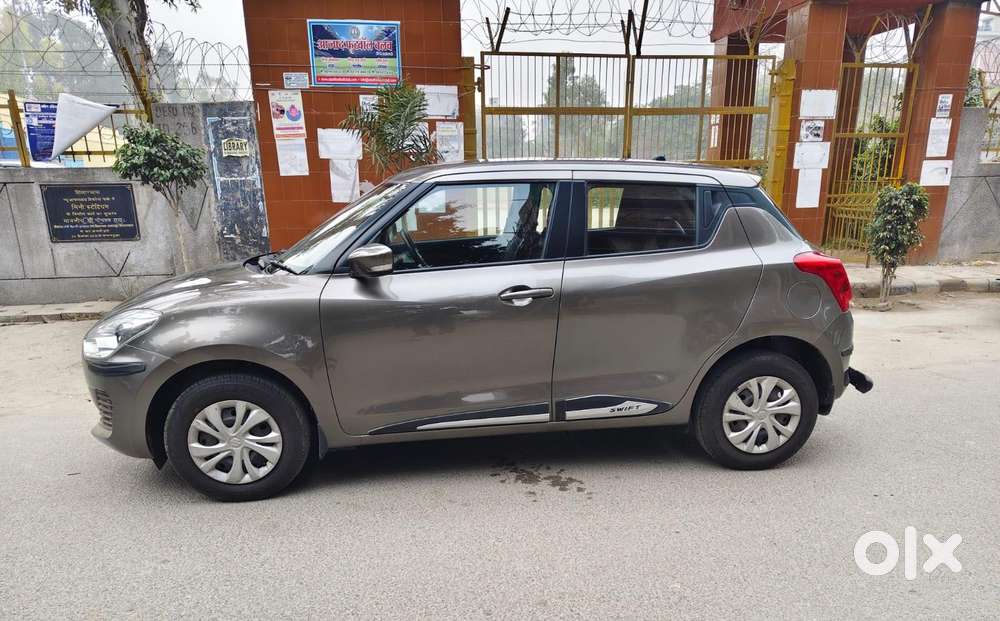 Maruti Suzuki Swift 1.2 Vxi (o), 2022, Petrol