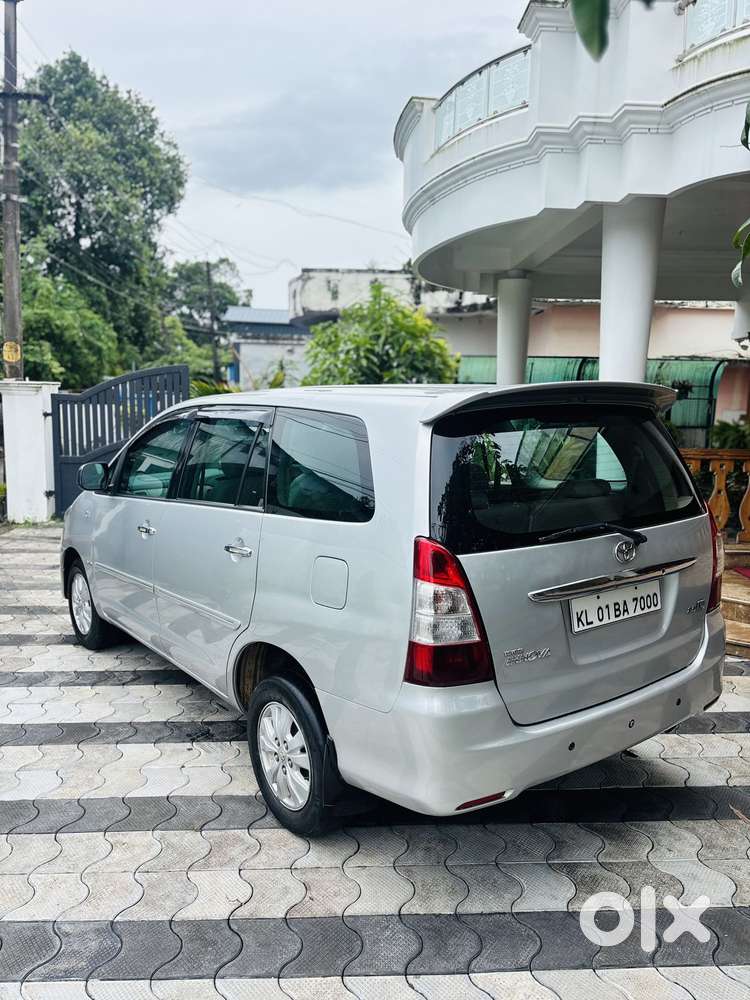 Toyota Innova 2.5 V 7 Str, 2011, Diesel