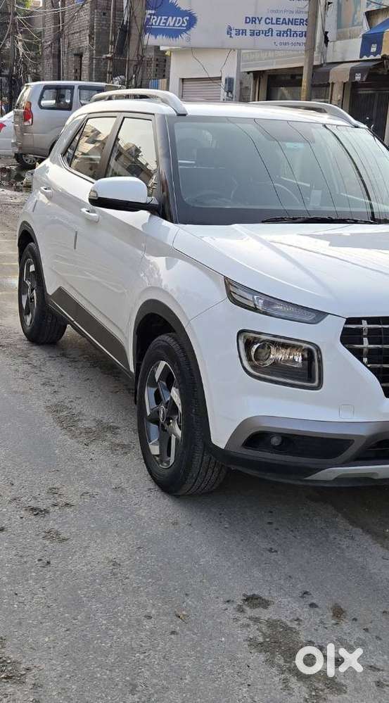 Hyundai Venue, 2020, Petrol
