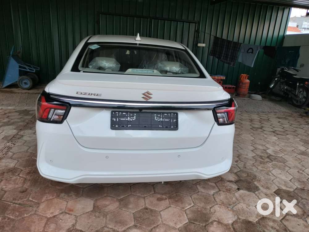 Maruti Suzuki Dzire 1.2 Vxi Cng, 2025, Cng & Hybrids