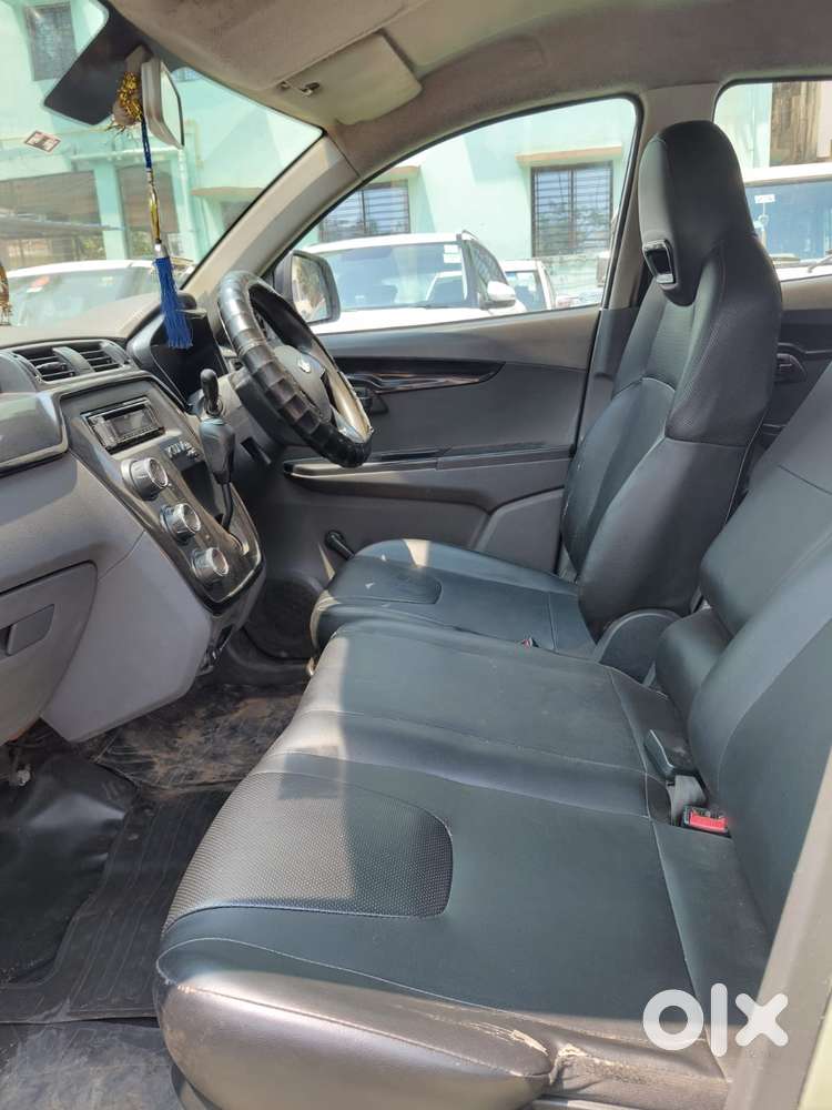 Mahindra Kuv 100 G80 K2, 2018, Diesel