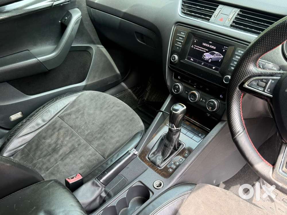 Skoda Octavia Elegance 1.8 Tsi At, 2015, Petrol