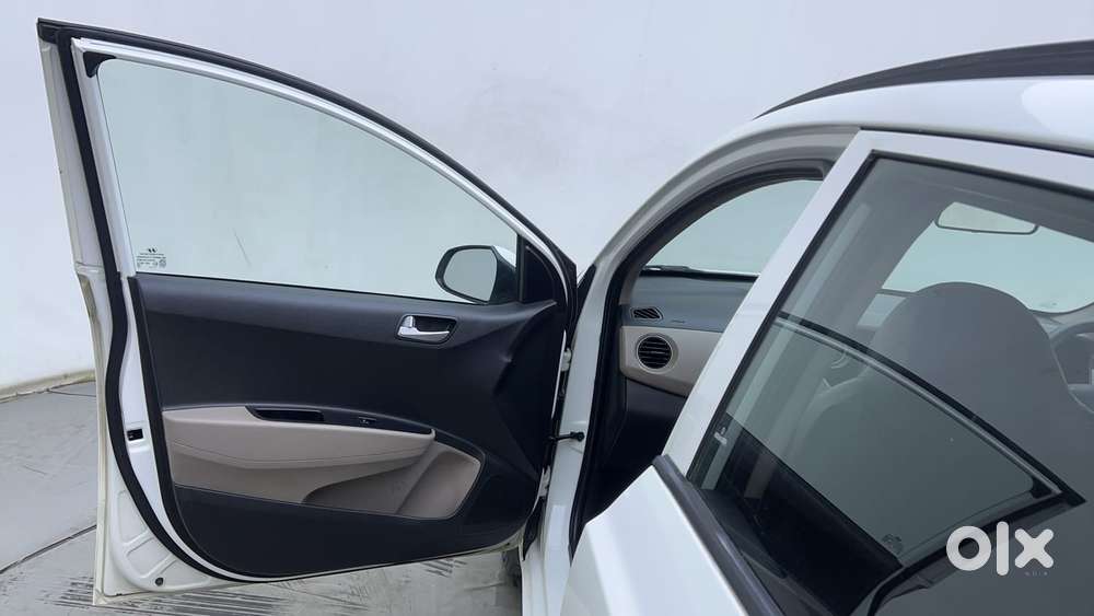 Hyundai Grand I10 1.2 Kappa Sportz Option At, 2017, Petrol