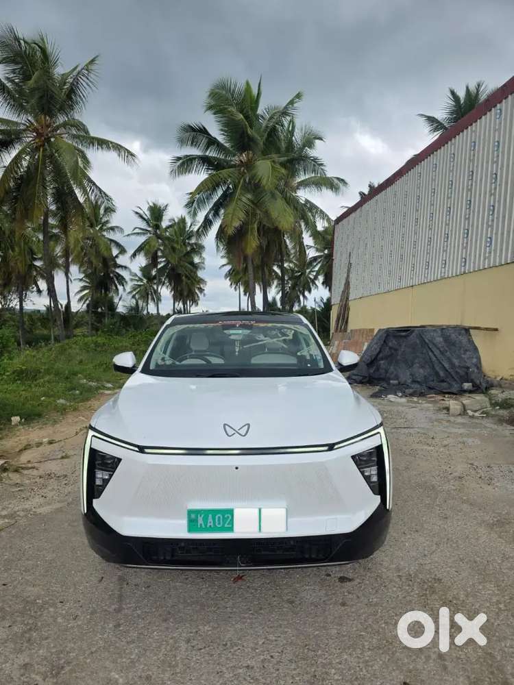 Mahindra Xev 9e Pack Three 2025
