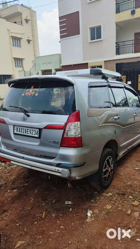 Toyota Innova 2015 Diesel 380000 Km Driven