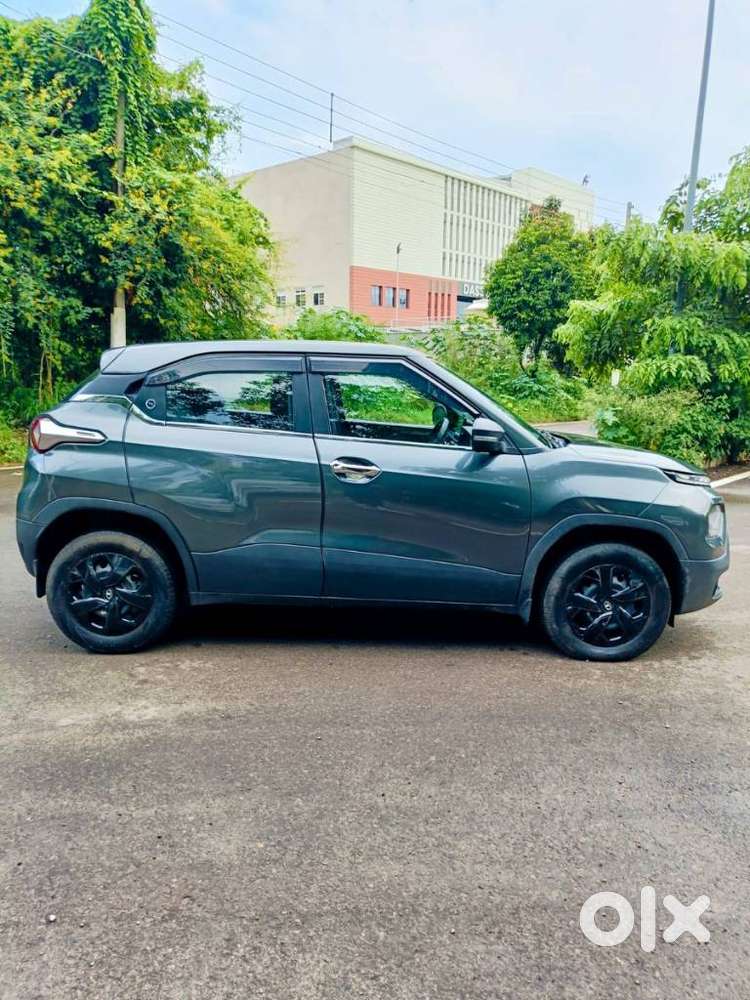 Tata Punch Facelift Pure (o), 2023, Petrol