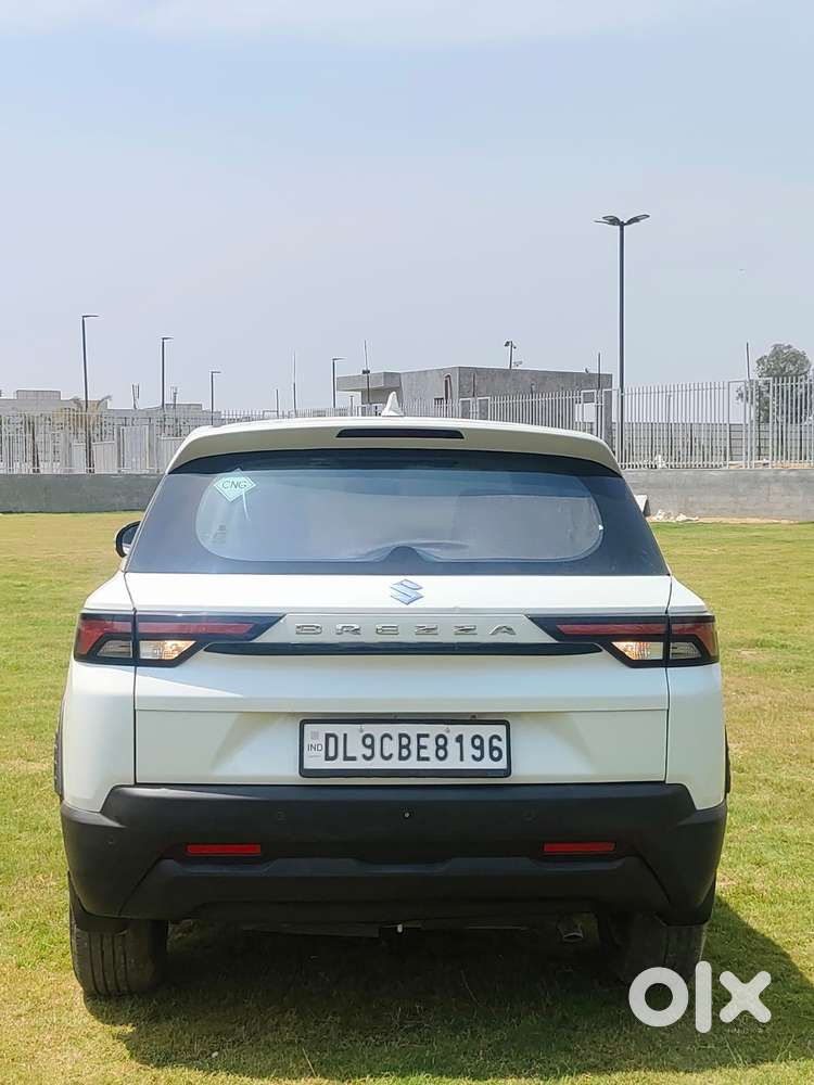 Maruti Suzuki Brezza Lxi S-cng, 2024, Cng & Hybrids