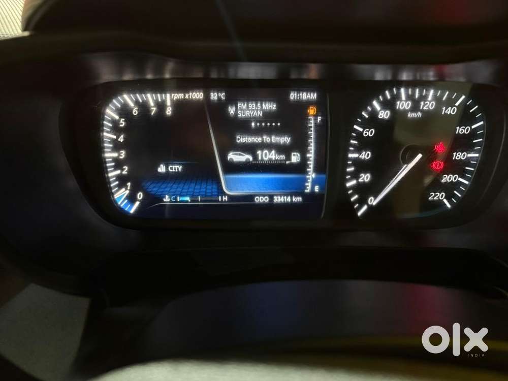 Tata Altroz Turbo Xz 2021  33k Km  Smart Key + Ira  Top Variant