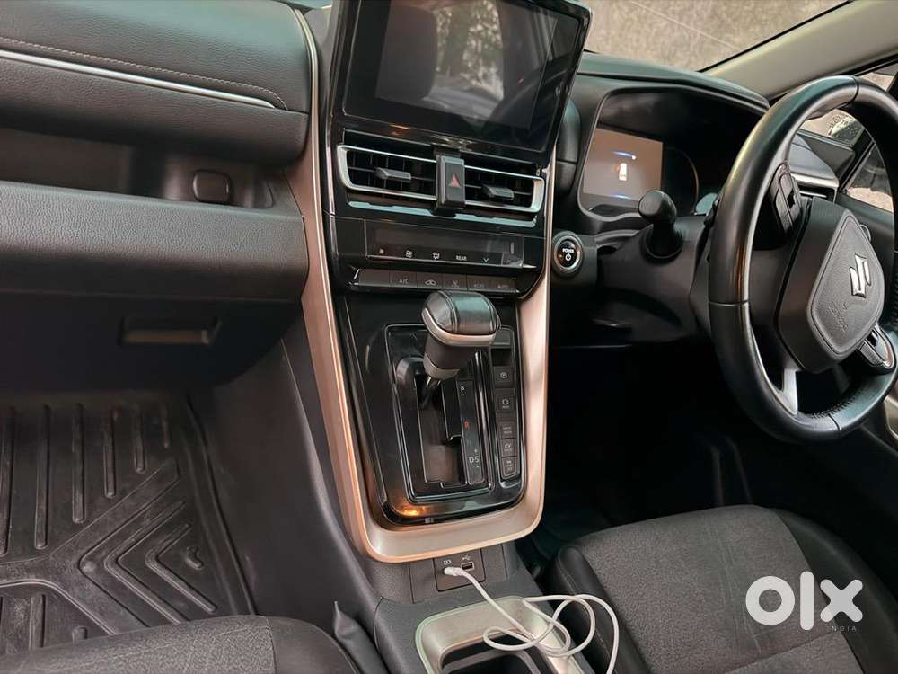 Maruti Suzuki Swift Petrol 2023