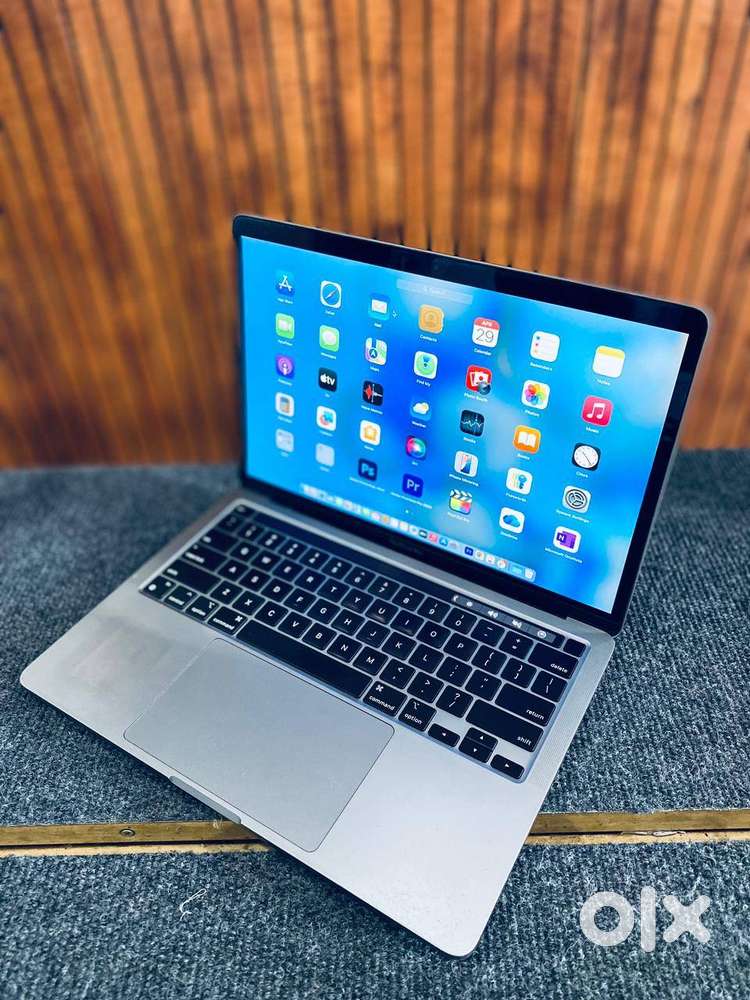 MacBook Pro (13-inch, M1, 2021)8- GB RAM 512- SSD - Computer