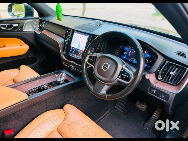 Volvo Xc60 Inscription D5, 2022, Petrol