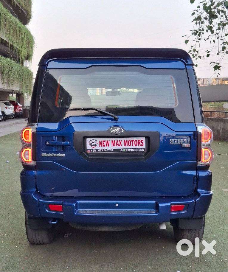 Mahindra Scorpio S6 Plus, 2016