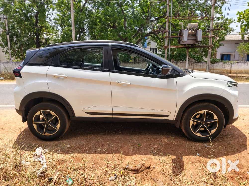 Tata Nexon Fearless Pr S 1.2 Revotron Petrol 7 Dca Dt, 2025, Petrol