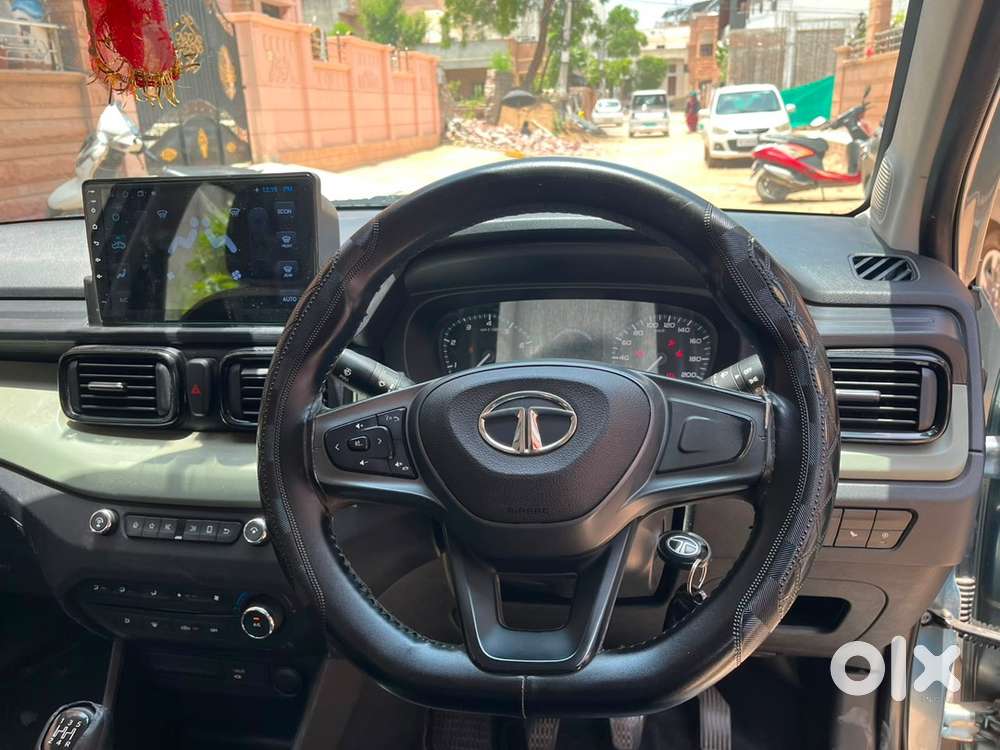 Tata Punch 2023 Petrol 39078 Km Driven