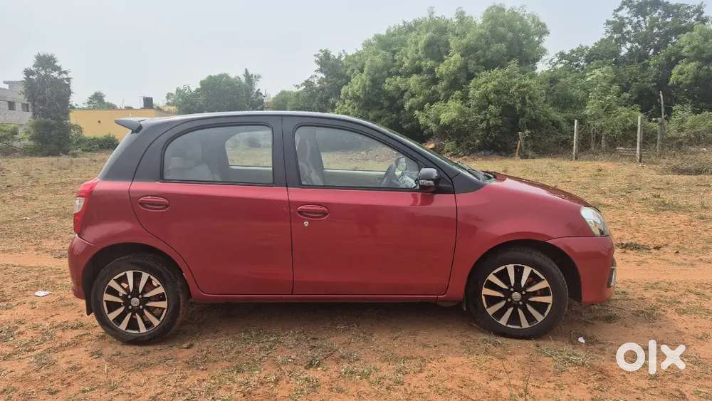 Toyota Etios Liva Dual Tone