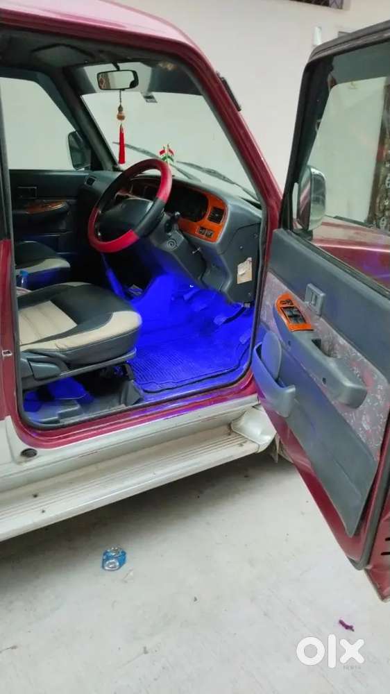 Toyota Qualis 2004 Diesel 160000 Km Driven