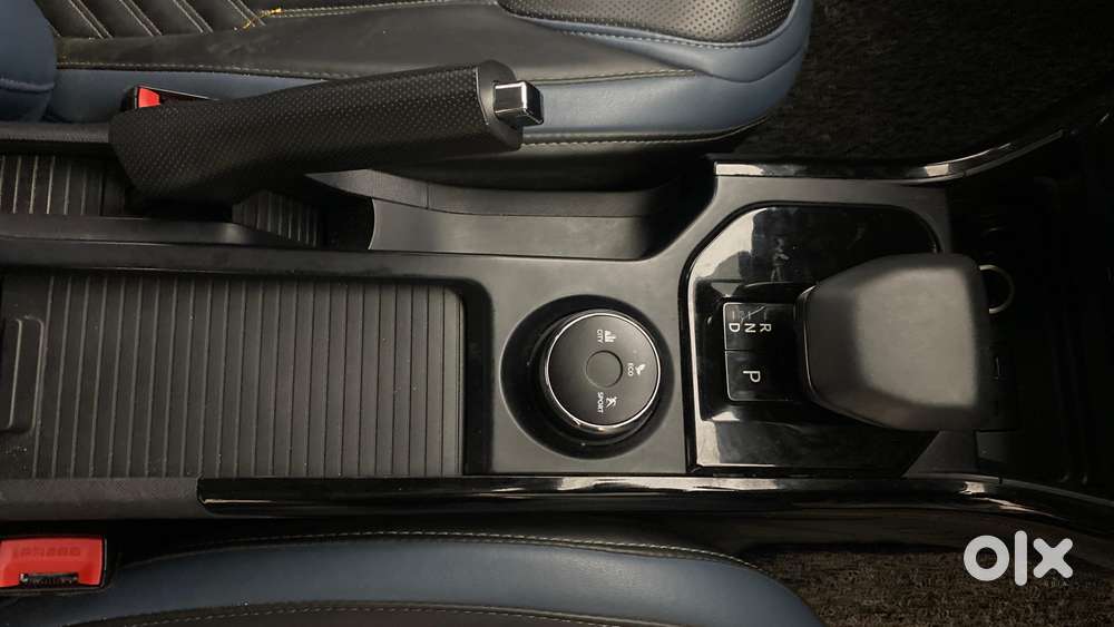 Tata Curvv Creative Plus S 1.2 Revotron Petrol 7dca, 2024, Petrol