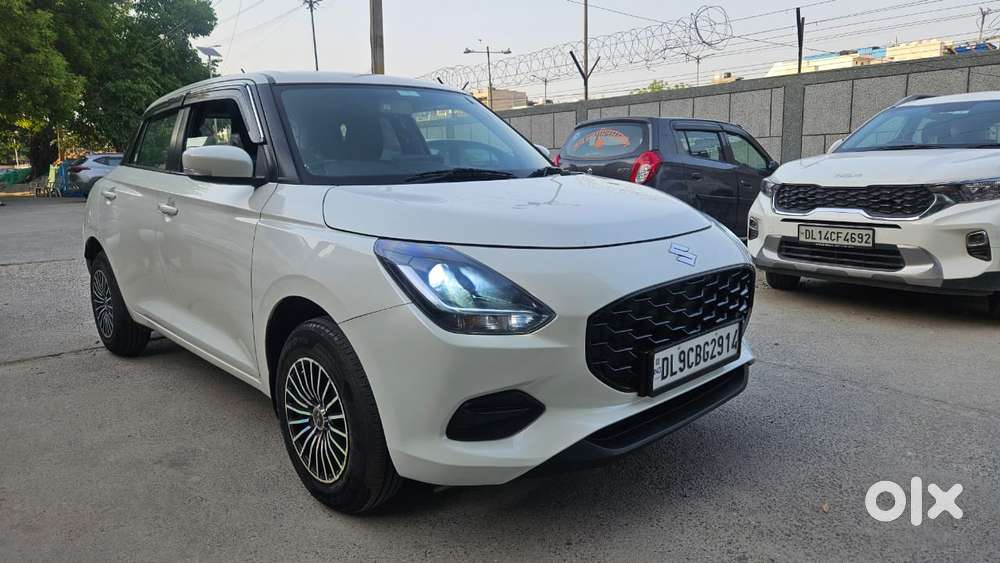 Maruti Suzuki Swift Vxi Optional, 2024, Petrol
