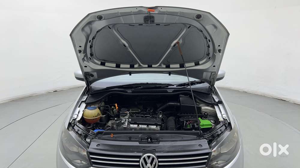 Volkswagen Polo Petrol Highline 1.2l, 2013, Petrol
