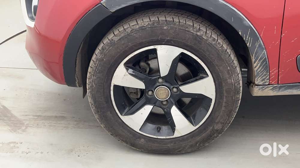 Tata Nexon 1.2 Revotron Xz Plus, 2017, Petrol