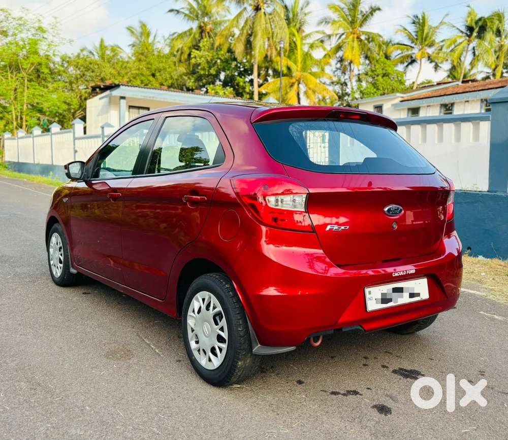 Ford Figo Petrol 2016