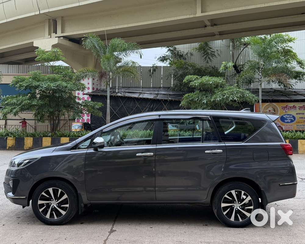 Toyota Innova Crysta [2020-ongoing] 2.4 Zx 7 Str, 2022, Diesel