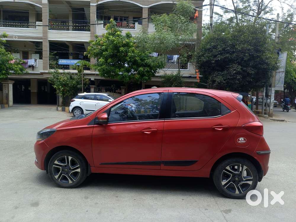 Tata Tiago 1.2 Revotron Xza, 2018, Petrol