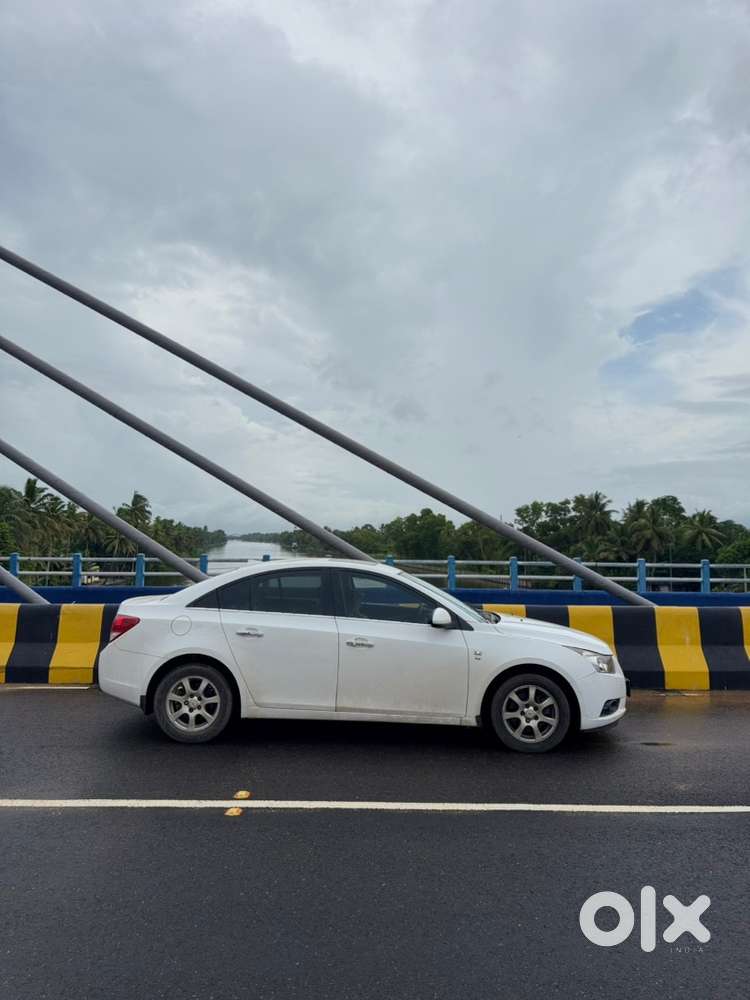 Chevrolet Cruze 2010 Diesel Well Maintained