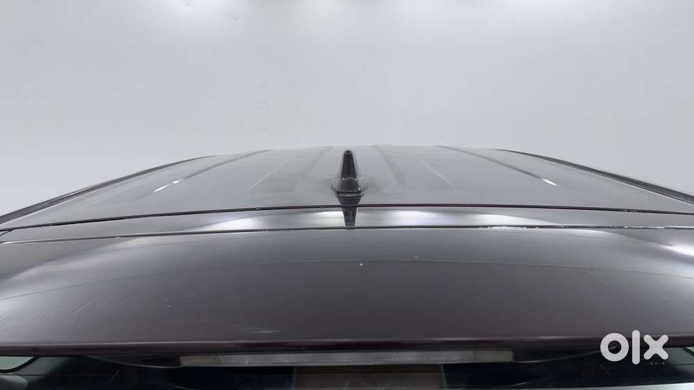 Toyota Innova Crysta 2.8 Zx At 7 Seater, 2016, Diesel