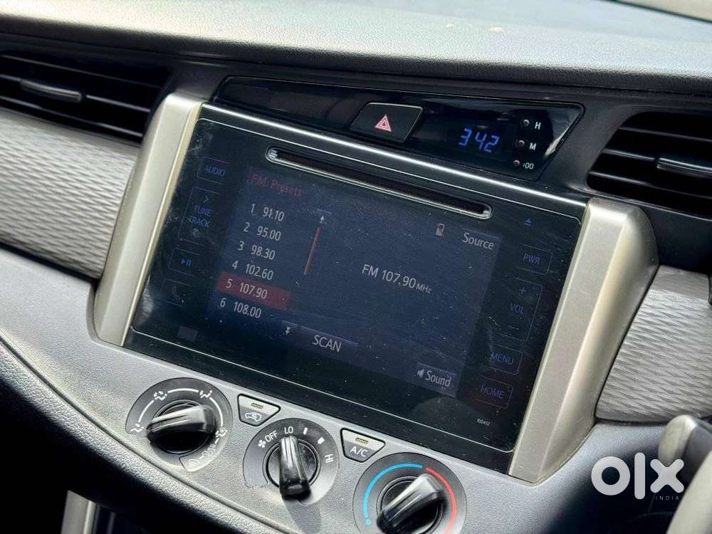 Toyota Innova Crysta 2.4 G Mt 7 Str, 2019, Diesel