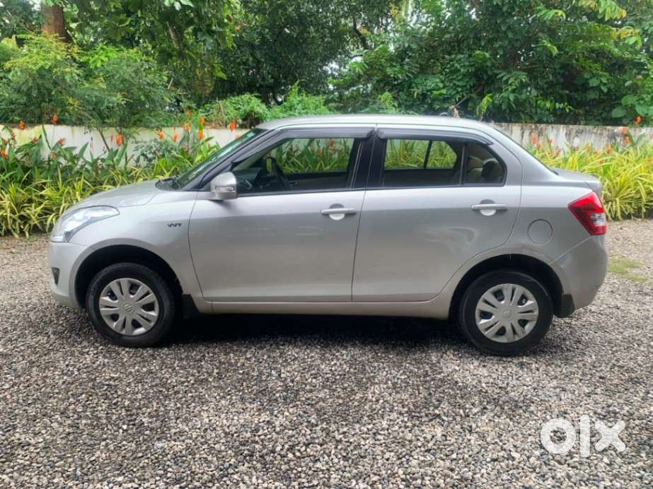 Maruti Suzuki Swift Dzire 1.2 Vxi Bsiv, 2014, Petrol